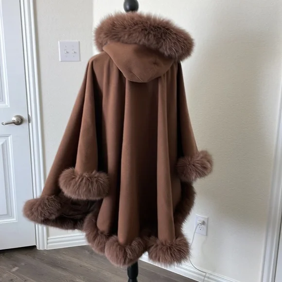 Exclusively Fancy Brown Hooded Fur-Trimmed Cape - Picture 6 of 11